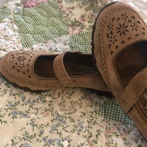 Sketchers memory foam 7